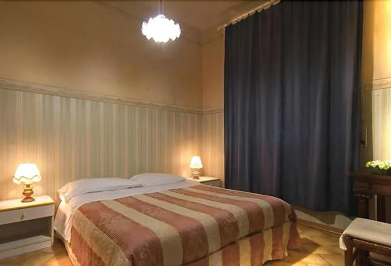 Villa Fiorita Siena 3*,  Italy